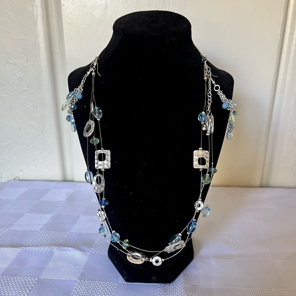 Women’s 3 Tiered Necklace Matching Earrings